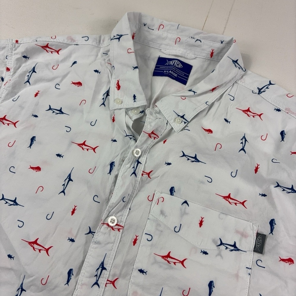 AFTCO Shirt Mens XL White Fish Hook Print Short Sleeve Button Up Fishing Casual